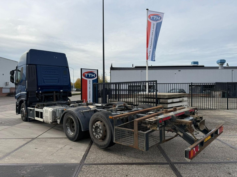 Iveco AS260S46Y/FP-CM Retarder 441.500 km German BDF 6x2 - Alvaz teherautó: 4 kép. Iveco AS260S46Y/FP-CM Retarder 441.500 km German BDF 6x2 - Alvaz teherautó: 4 kép.