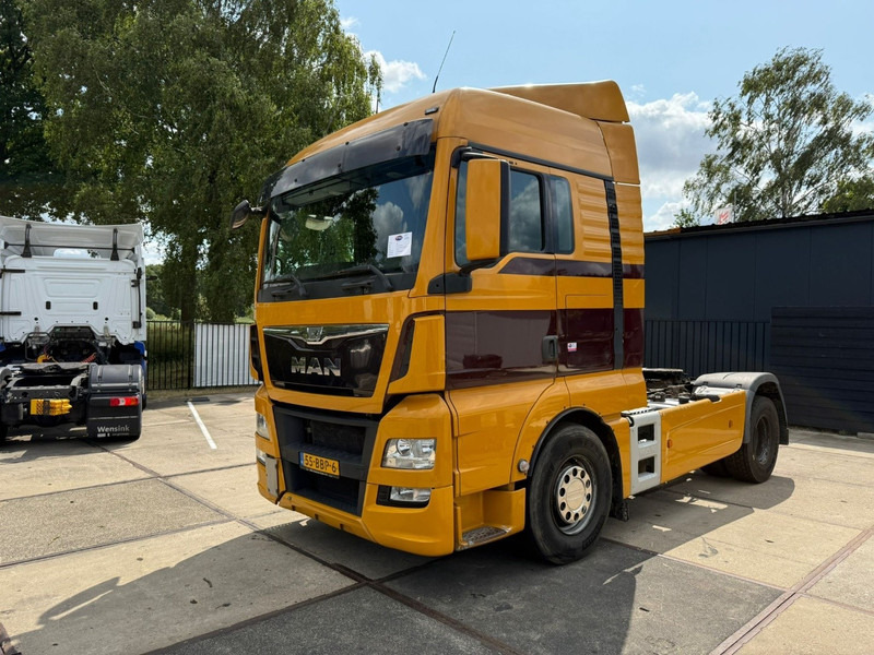 MAN TGX 18.440 4x2 BLS Computer died engine and gearbox are ok - Nyergesvontató: 2 kép. MAN TGX 18.440 4x2 BLS Computer died engine and gearbox are ok - Nyergesvontató: 2 kép.
