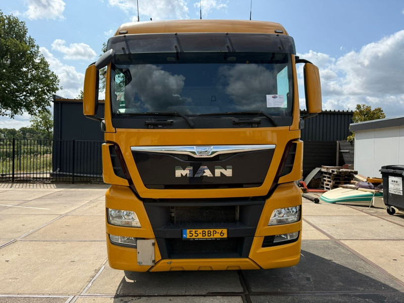 MAN TGX 18.440 4x2 BLS Computer died engine and gearbox are ok - Nyergesvontató: 3 kép. MAN TGX 18.440 4x2 BLS Computer died engine and gearbox are ok - Nyergesvontató: 3 kép.