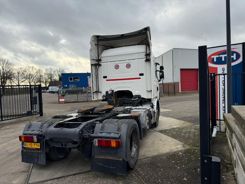 Scania G420 Highline Manual gearbox 3+3 Retarder - Nyergesvontató: 5 kép. Scania G420 Highline Manual gearbox 3+3 Retarder - Nyergesvontató: 5 kép.