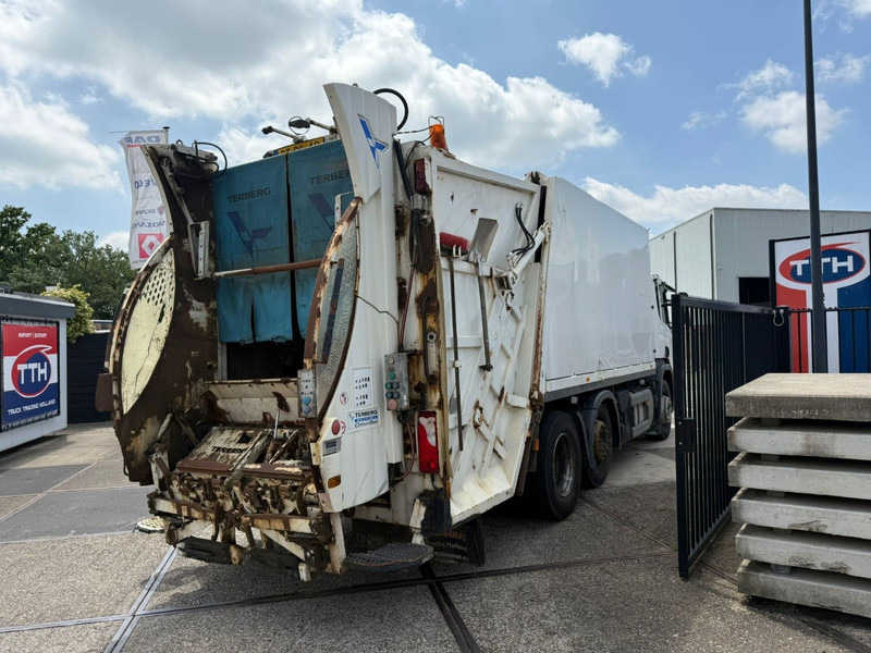 Scania P 230 DB 6X2/4 HNB NL Truck 327.000 km - Szemetesautó: 5 kép. Scania P 230 DB 6X2/4 HNB NL Truck 327.000 km - Szemetesautó: 5 kép.