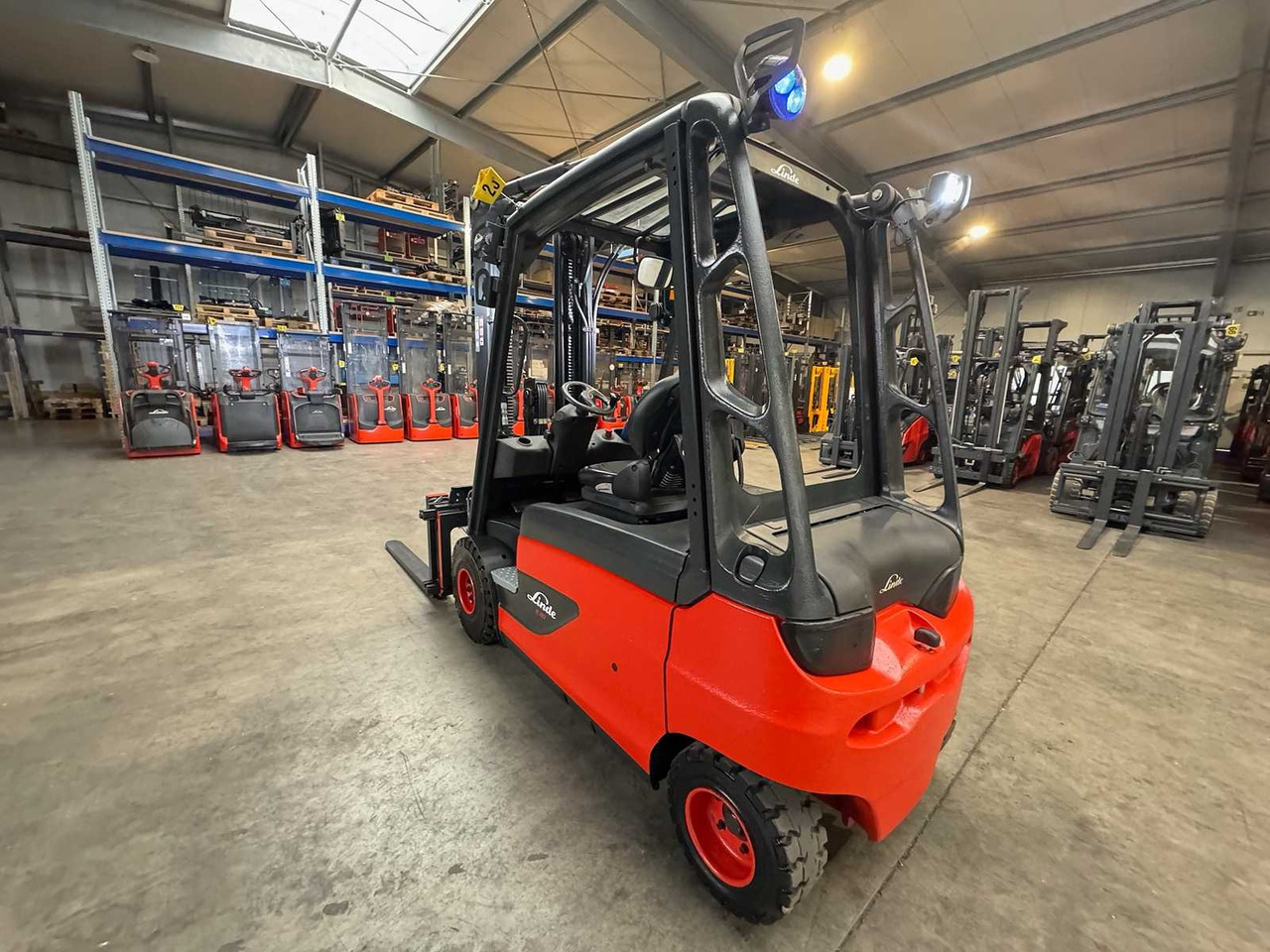 09/2021 SERVICE+UVV 10/2026 LINDE E30 TRIPLEX 513CM 3RD+4TH VALVE FORK ADJUSTER ELECTRIC FORKLIFT 5.255 HOURS - Villás targonca: 5 kép. 09/2021 SERVICE+UVV 10/2026 LINDE E30 TRIPLEX 513CM 3RD+4TH VALVE FORK ADJUSTER ELECTRIC FORKLIFT 5.255 HOURS - Villás targonca: 5 kép.
