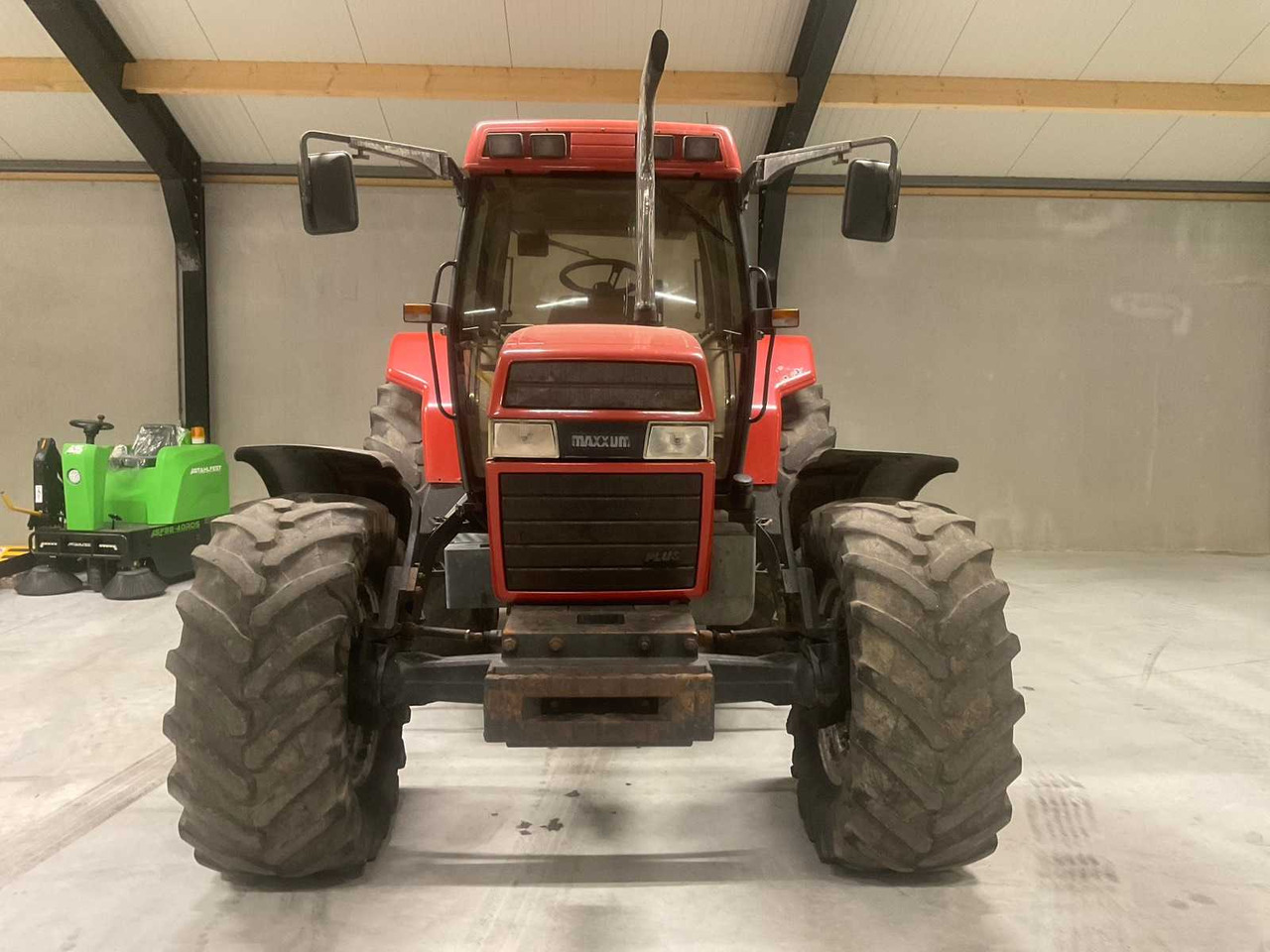 1995 CASE IH MAXXUM 5150 PLUS ALL-WHEEL DRIVE FARM TRACTOR - Traktor: 3 kép. 1995 CASE IH MAXXUM 5150 PLUS ALL-WHEEL DRIVE FARM TRACTOR - Traktor: 3 kép.