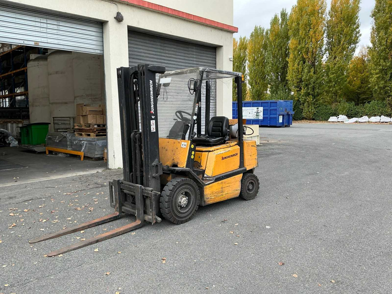 1996 JUNGHEINRICH TFG 25 TF FORKLIFT - Villás targonca: 3 kép. 1996 JUNGHEINRICH TFG 25 TF FORKLIFT - Villás targonca: 3 kép.