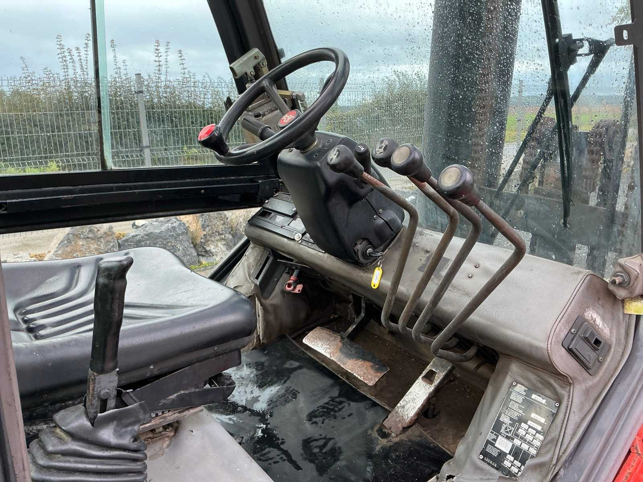 Villás targonca 1998 MANITOU MSI40 FORKLIFT: 17 kép. Villás targonca 1998 MANITOU MSI40 FORKLIFT: 17 kép.