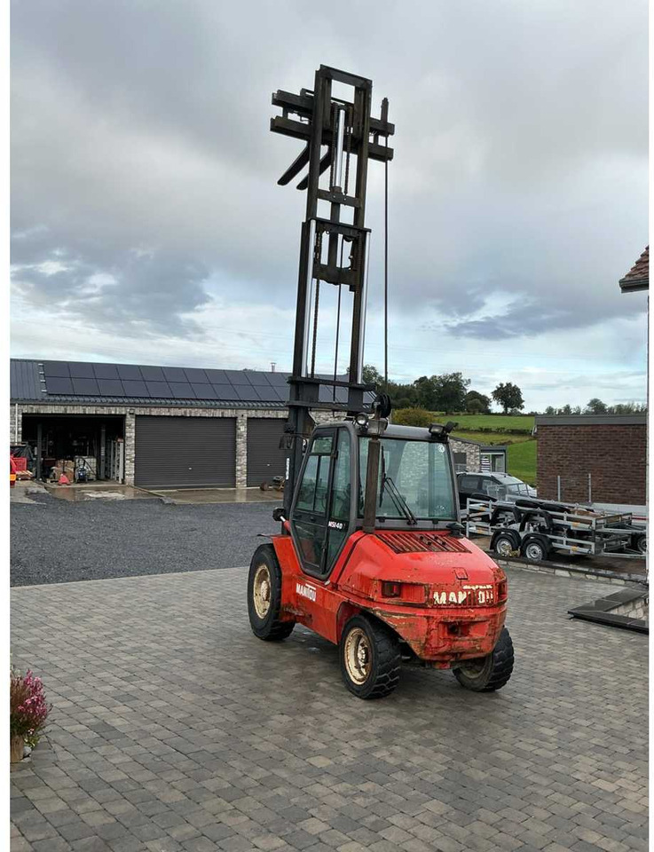 Villás targonca 1998 MANITOU MSI40 FORKLIFT: 8 kép. Villás targonca 1998 MANITOU MSI40 FORKLIFT: 8 kép.
