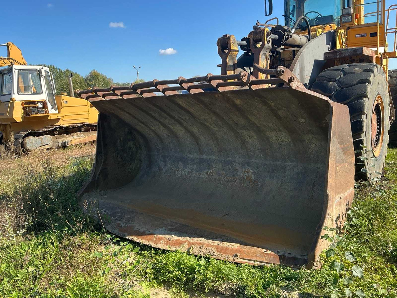 Gumikerekes homlokrakodó 1998 VOLVO L330B WHEEL LOADER: 19 kép. Gumikerekes homlokrakodó 1998 VOLVO L330B WHEEL LOADER: 19 kép.