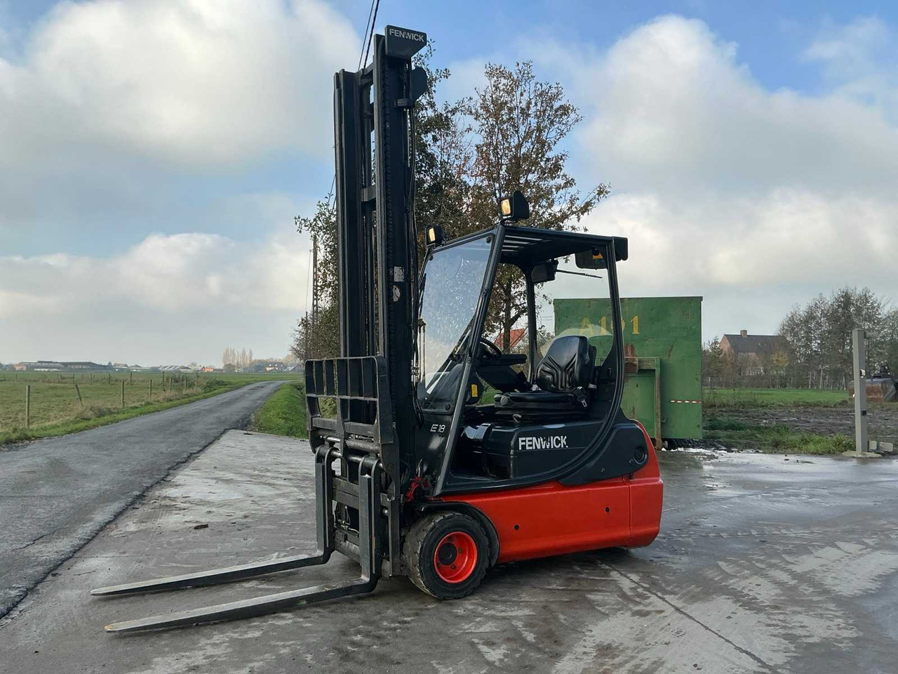 2006 LINDE-FENWICK E18C-02 FORKLIFT - Villás targonca: 1 kép. 2006 LINDE-FENWICK E18C-02 FORKLIFT - Villás targonca: 1 kép.