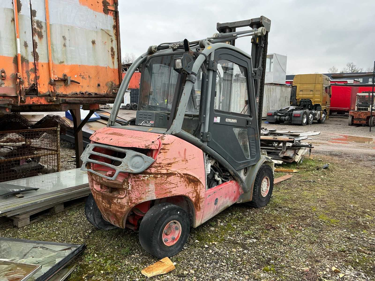 2006 LINDE H30D FORKLIFT - Villás targonca: 3 kép. 2006 LINDE H30D FORKLIFT - Villás targonca: 3 kép.