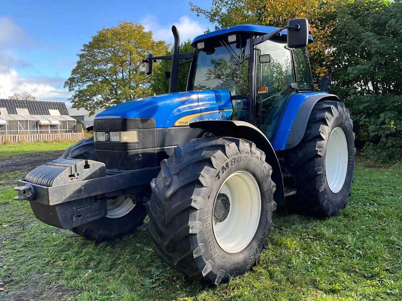 2006 NEW HOLLAND TM140 FOUR WHEEL DRIVE FARM TRACTOR - Traktor: 1 kép. 2006 NEW HOLLAND TM140 FOUR WHEEL DRIVE FARM TRACTOR - Traktor: 1 kép.