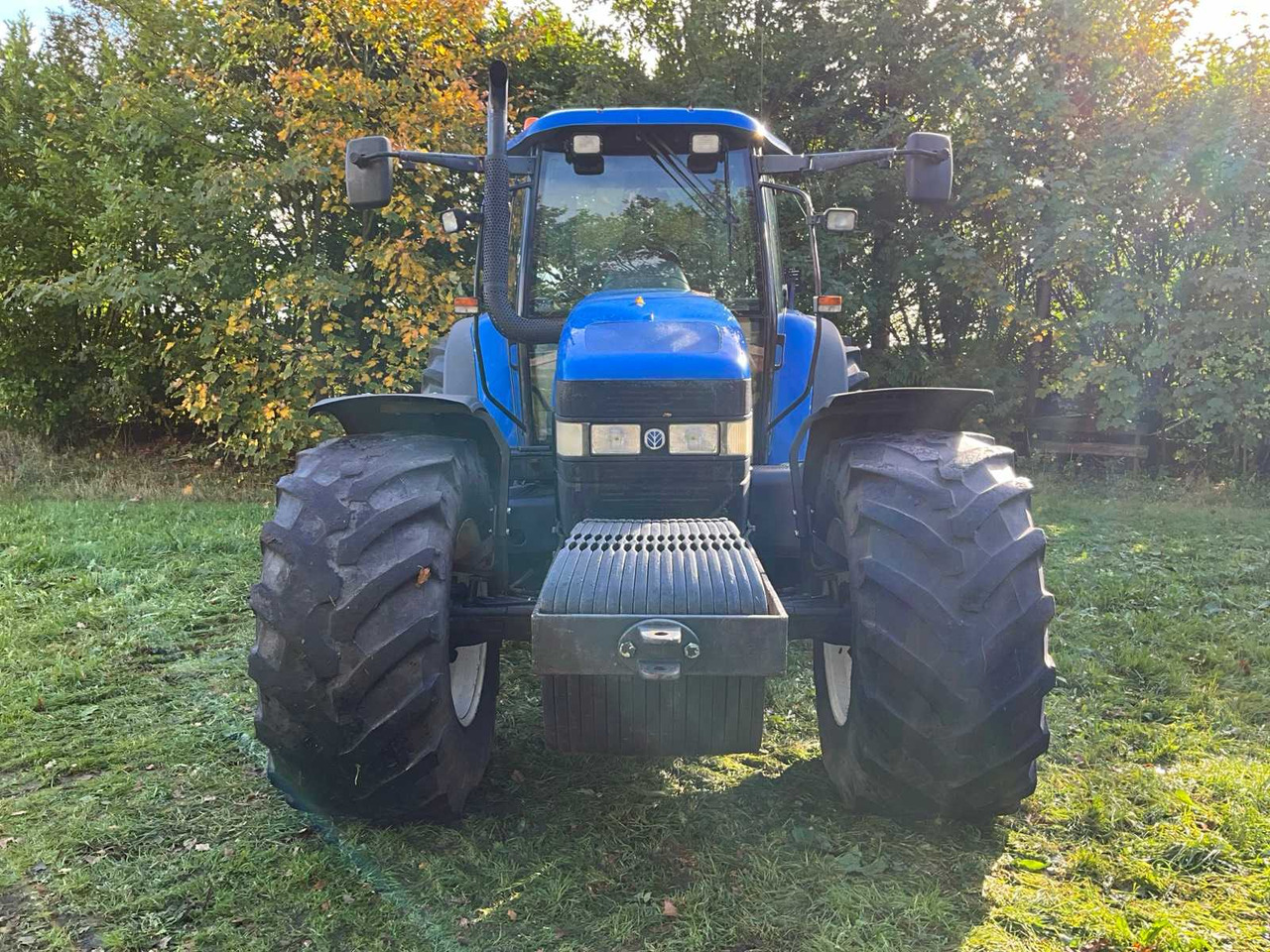 2006 NEW HOLLAND TM140 FOUR WHEEL DRIVE FARM TRACTOR - Traktor: 3 kép. 2006 NEW HOLLAND TM140 FOUR WHEEL DRIVE FARM TRACTOR - Traktor: 3 kép.