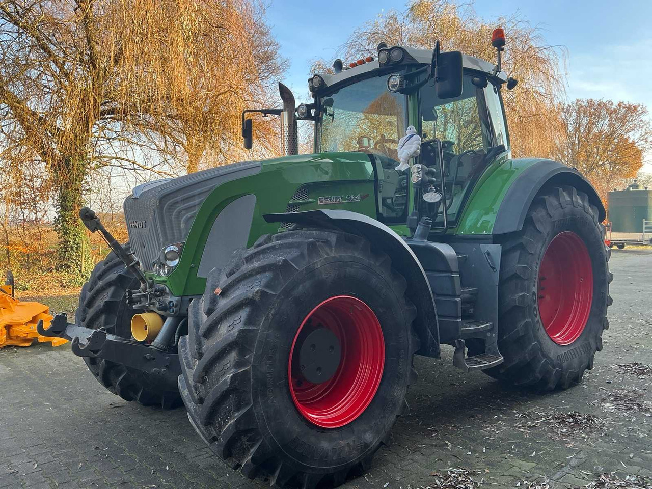 2008 FENDT 924 VARIO ALL-WHEEL DRIVE FARM TRACTOR - Traktor: 1 kép. 2008 FENDT 924 VARIO ALL-WHEEL DRIVE FARM TRACTOR - Traktor: 1 kép.