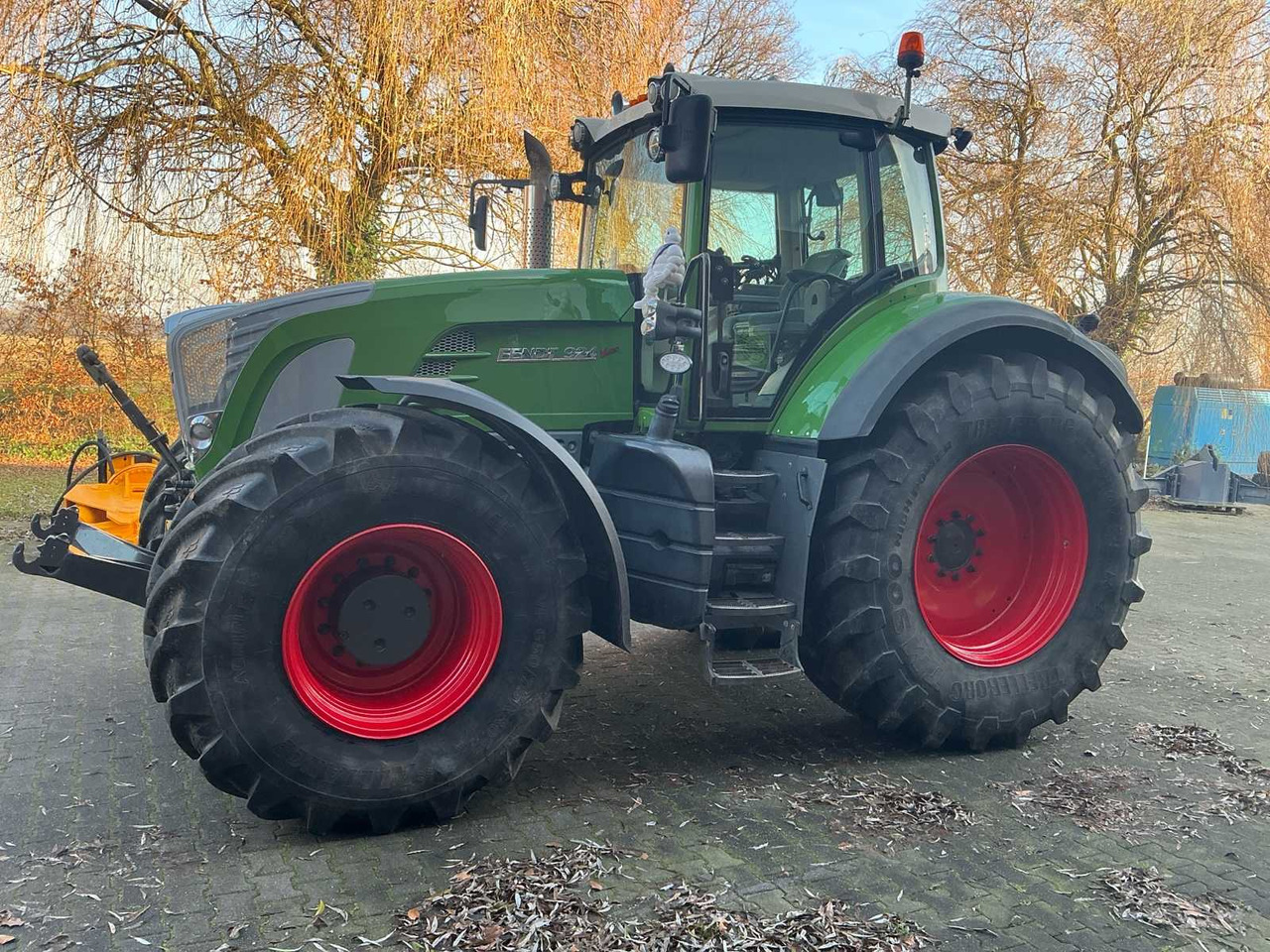 2008 FENDT 924 VARIO ALL-WHEEL DRIVE FARM TRACTOR - Traktor: 2 kép. 2008 FENDT 924 VARIO ALL-WHEEL DRIVE FARM TRACTOR - Traktor: 2 kép.
