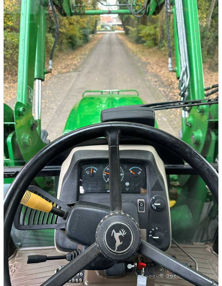 2011 JOHN DEERE 5080M FOUR WHEEL DRIVE FARM TRACTOR - Traktor: 5 kép. 2011 JOHN DEERE 5080M FOUR WHEEL DRIVE FARM TRACTOR - Traktor: 5 kép.