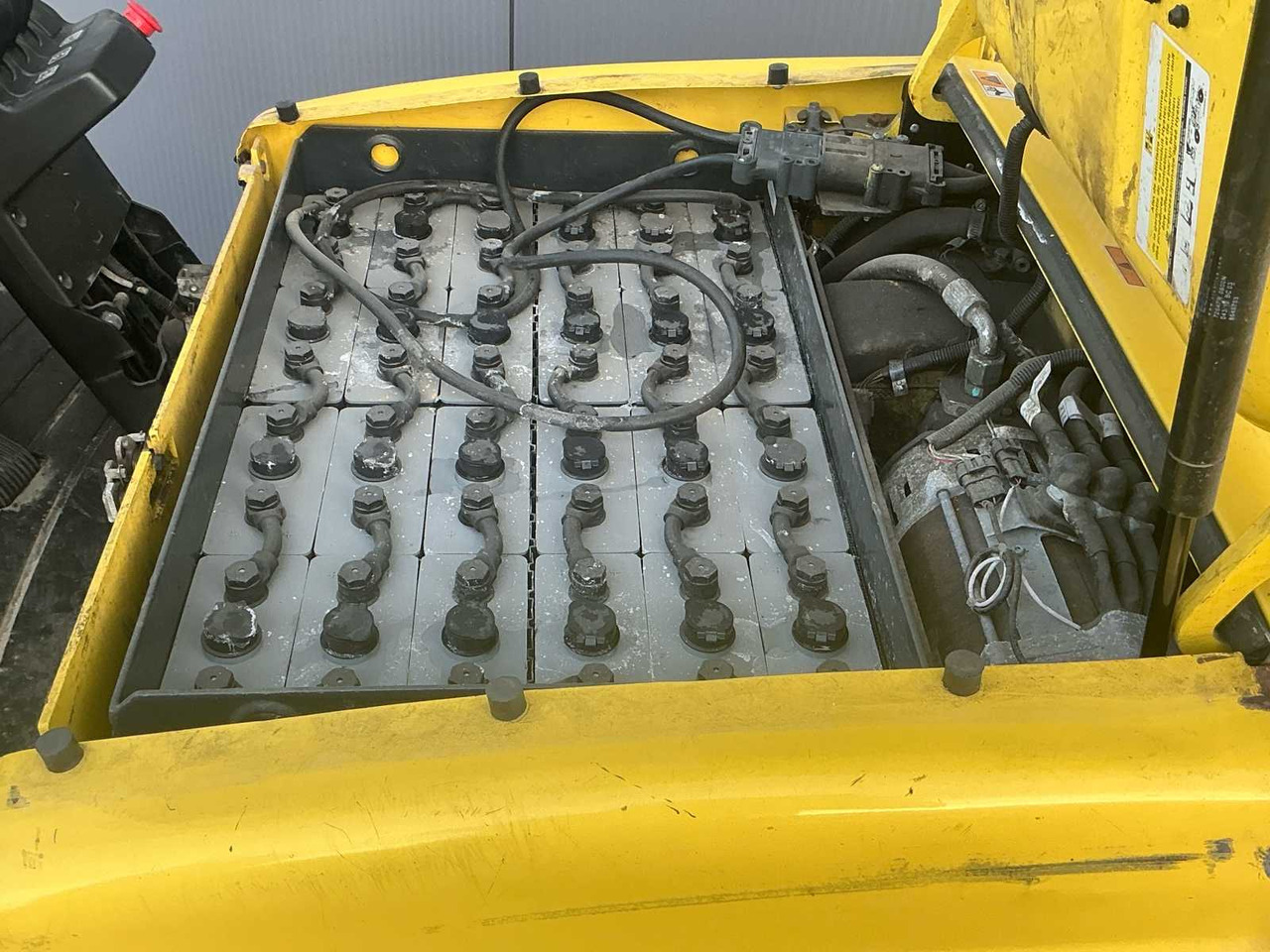 Villás targonca 2012 HYSTER J1.6XNT SWB FORKLIFT: 25 kép.