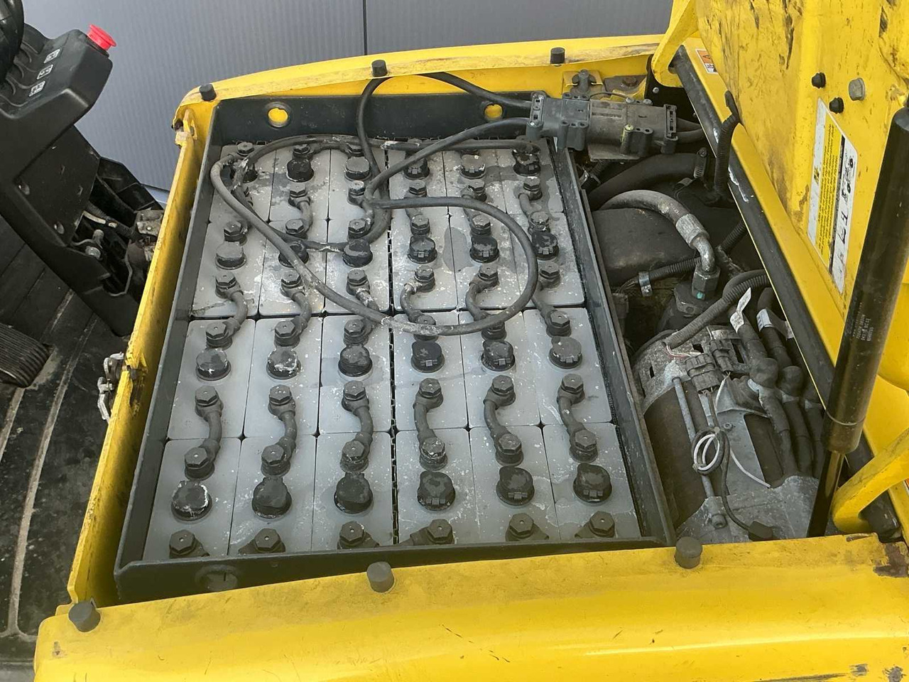 Villás targonca 2012 HYSTER J1.6XNT SWB FORKLIFT: 26 kép.