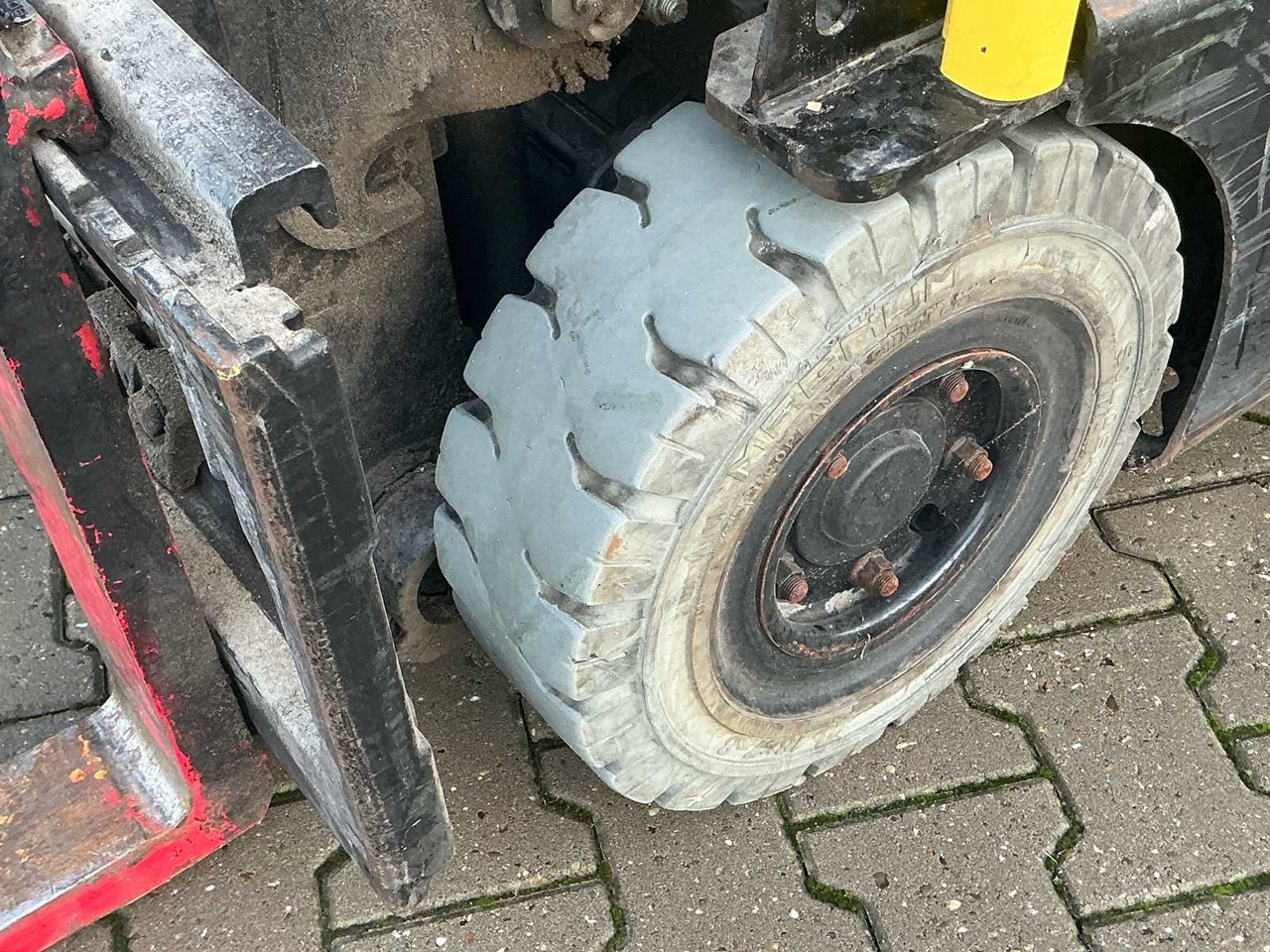 Villás targonca 2012 HYSTER J1.6XNT SWB FORKLIFT: 33 kép.