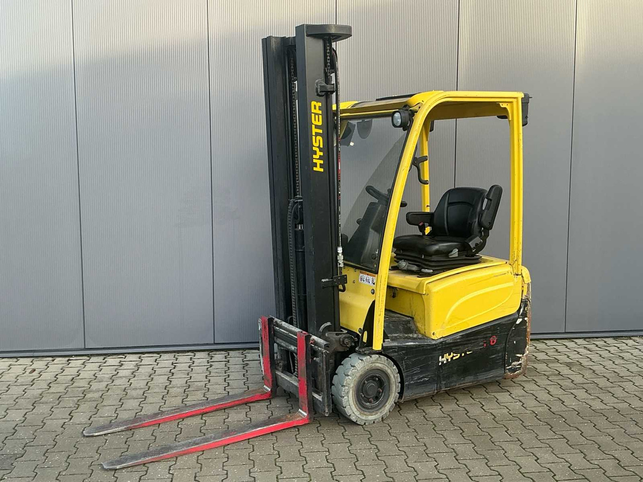 Villás targonca 2012 HYSTER J1.6XNT SWB FORKLIFT: 19 kép.