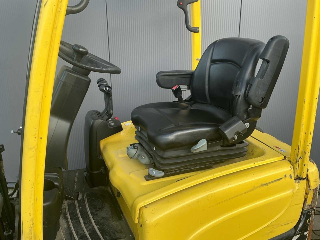 Villás targonca 2012 HYSTER J1.6XNT SWB FORKLIFT: 23 kép.