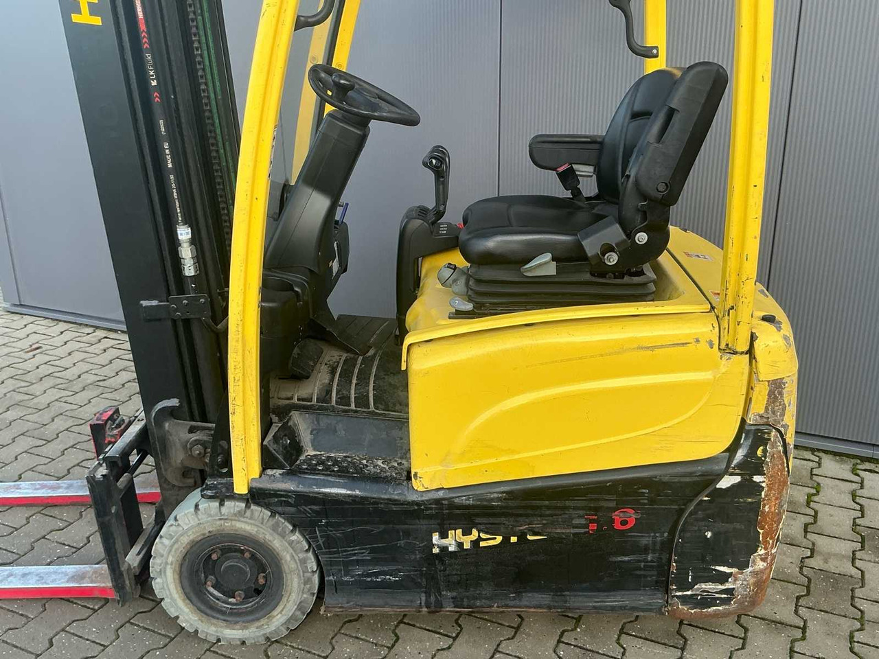 Villás targonca 2012 HYSTER J1.6XNT SWB FORKLIFT: 22 kép.
