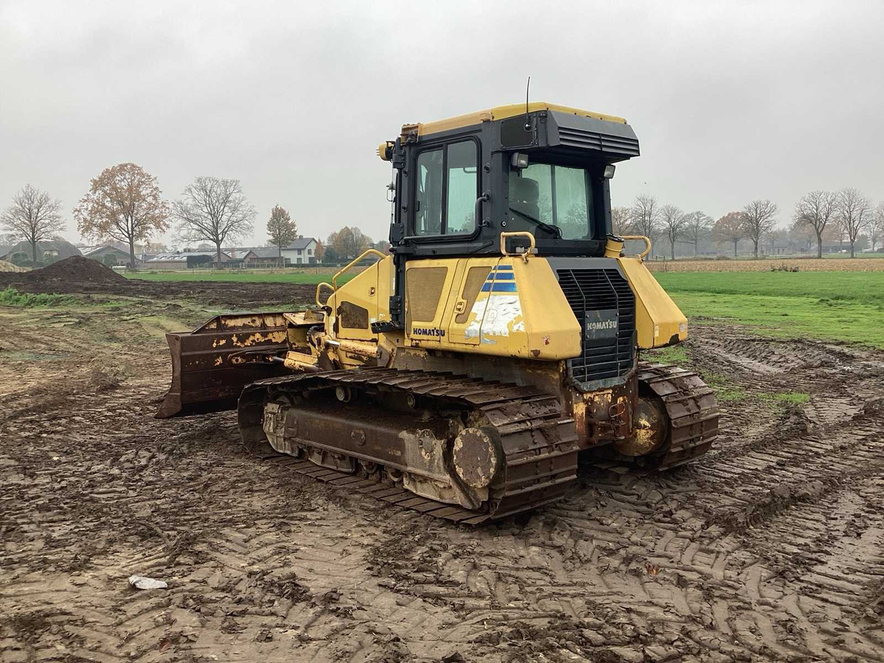 2012 KOMATSU D51PX-22 BULLDOZER - Buldózer: 5 kép. 2012 KOMATSU D51PX-22 BULLDOZER - Buldózer: 5 kép.