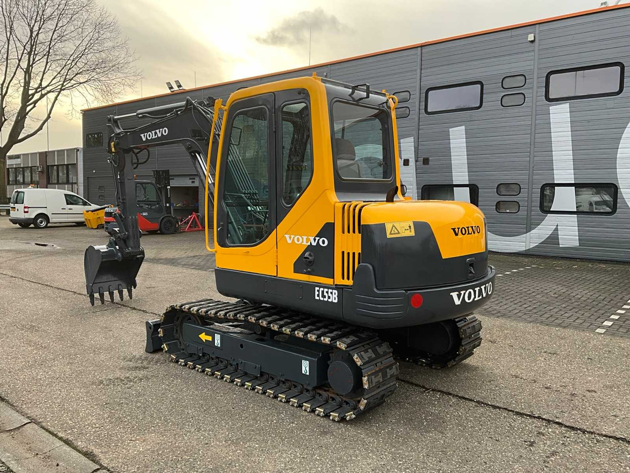 2012 VOLVO EC55B MIDI EXCAVATOR - Kotrógép: 3 kép. 2012 VOLVO EC55B MIDI EXCAVATOR - Kotrógép: 3 kép.