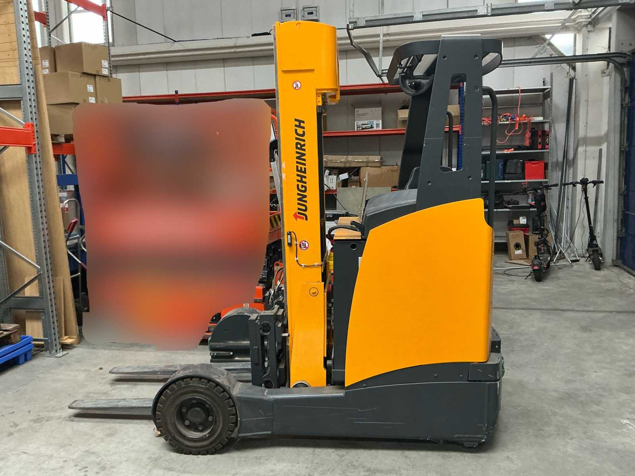 2013 JUNGHEINRICH ETV C20 FORKLIFT - Villás targonca: 2 kép. 2013 JUNGHEINRICH ETV C20 FORKLIFT - Villás targonca: 2 kép.