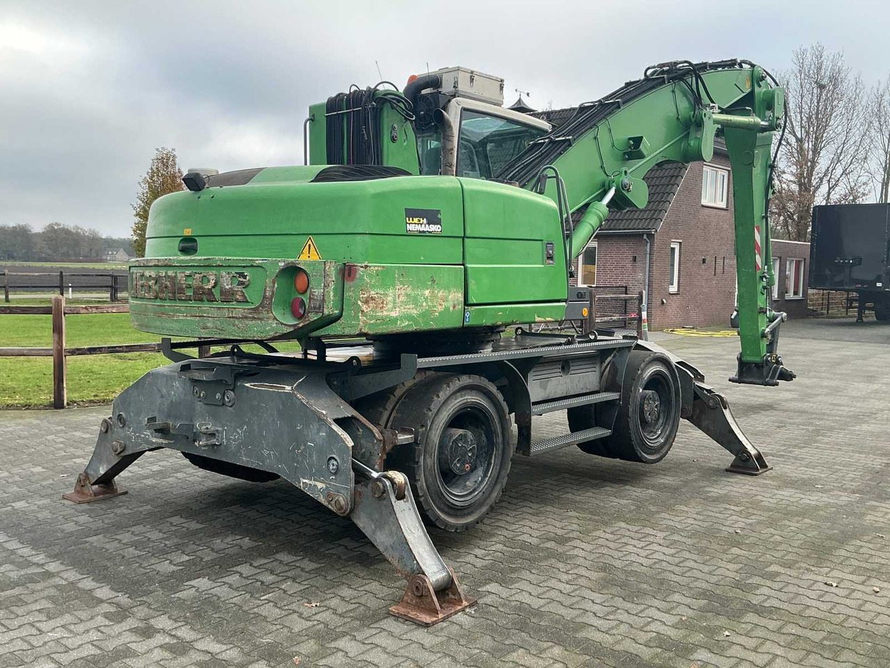 2013 LIEBHERR A316 WHEELED EXCAVATOR - Gumikerekes kotró: 5 kép. 2013 LIEBHERR A316 WHEELED EXCAVATOR - Gumikerekes kotró: 5 kép.