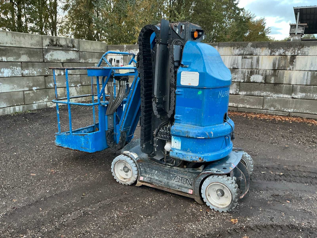 2015 ATN PIAF 880R AERIAL WORK PLATFORM - Emelő: 3 kép. 2015 ATN PIAF 880R AERIAL WORK PLATFORM - Emelő: 3 kép.