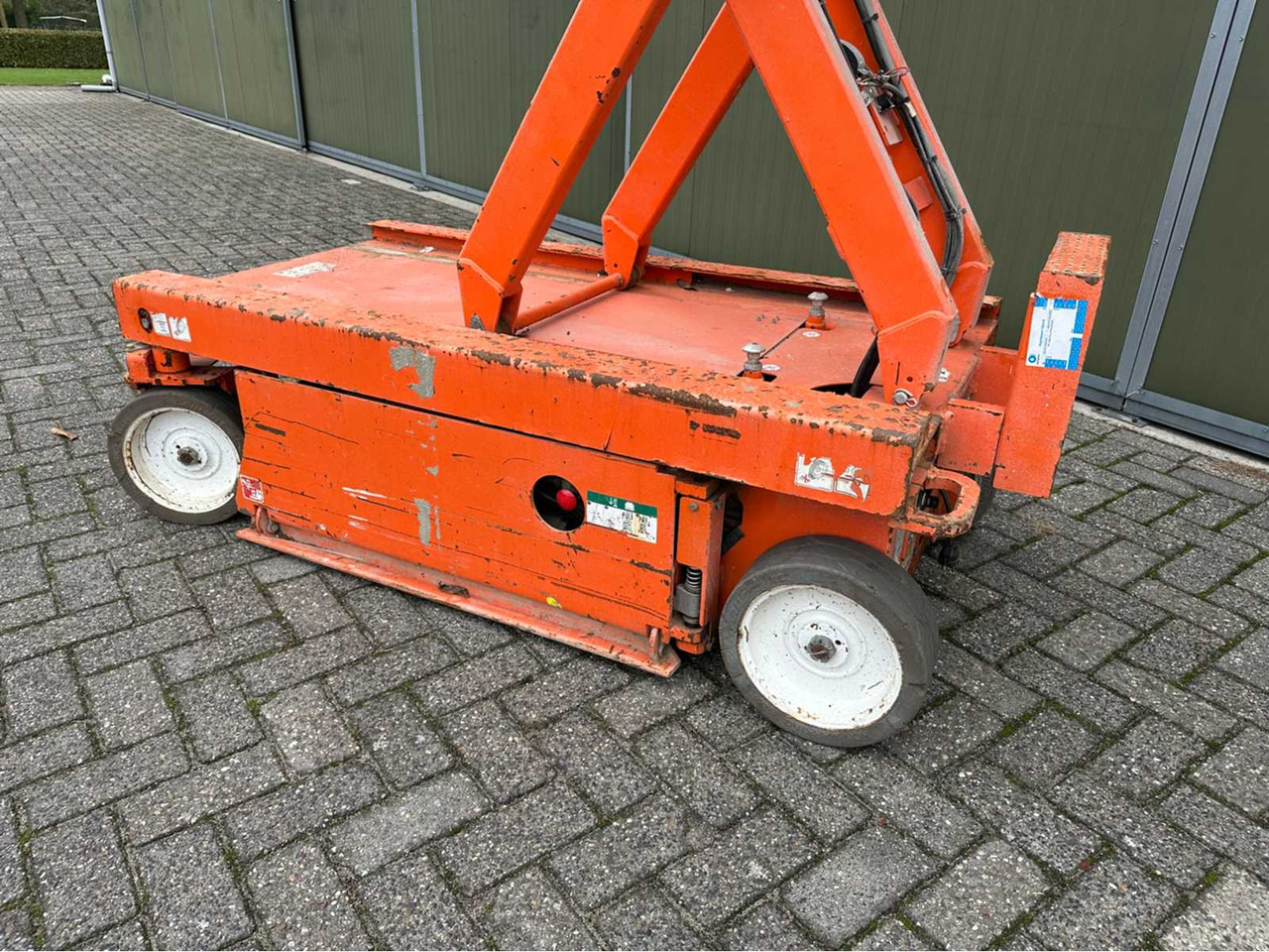 2018 SKYJACK SD 3 3219 AERIAL PLATFORM - Emelő: 4 kép. 2018 SKYJACK SD 3 3219 AERIAL PLATFORM - Emelő: 4 kép.