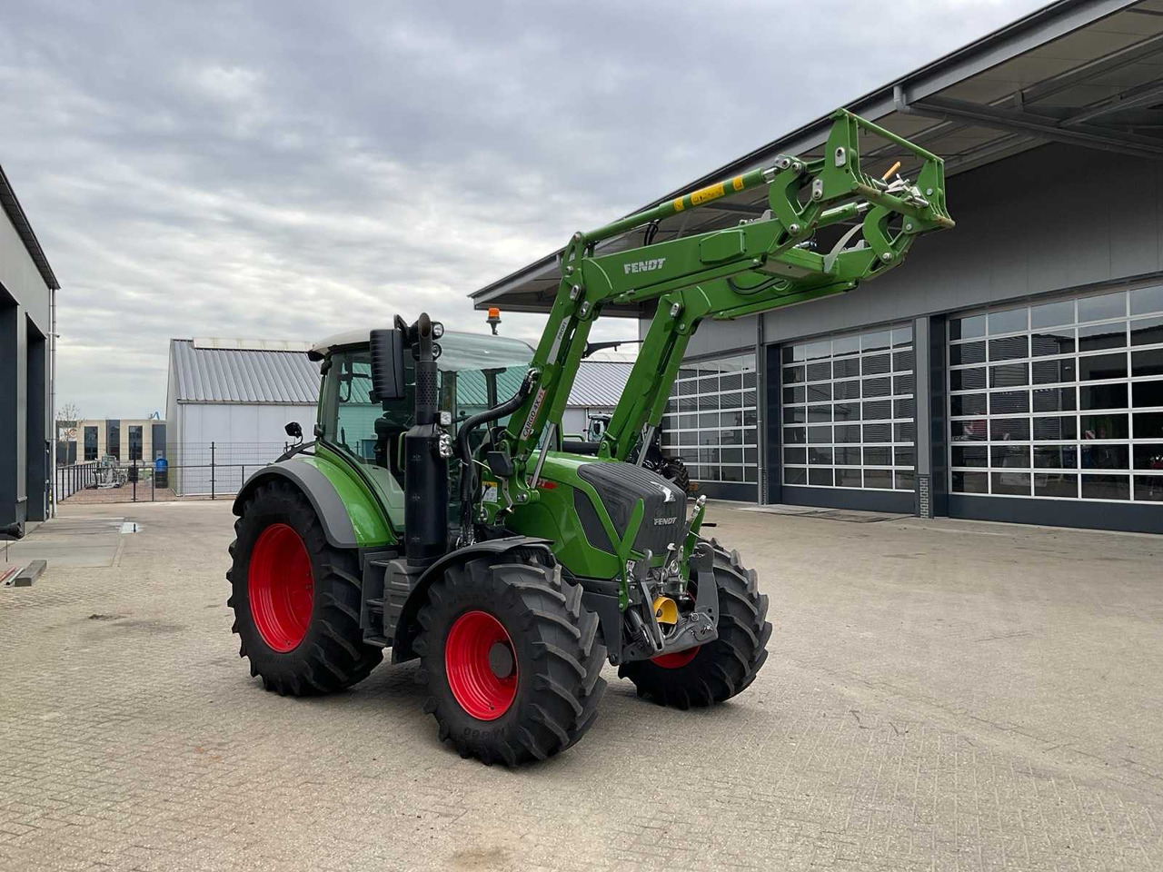 2023 FENDT 314 VARIO PROFI+ ALL-WHEEL DRIVE FARM TRACTOR - Traktor: 5 kép. 2023 FENDT 314 VARIO PROFI+ ALL-WHEEL DRIVE FARM TRACTOR - Traktor: 5 kép.