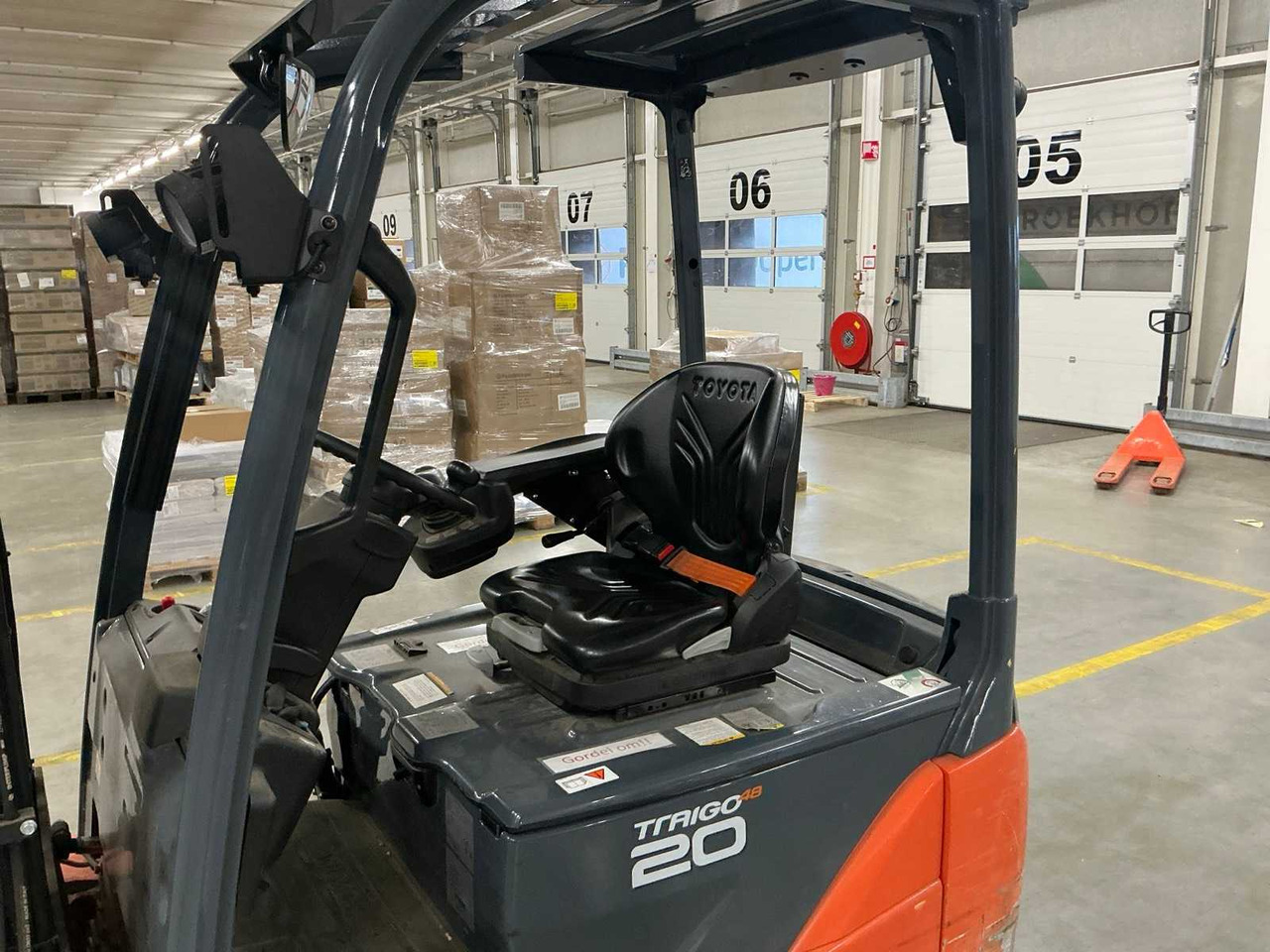 Villás targonca 2023 TOYOTA 8FBE20T FORKLIFT: 12 kép.