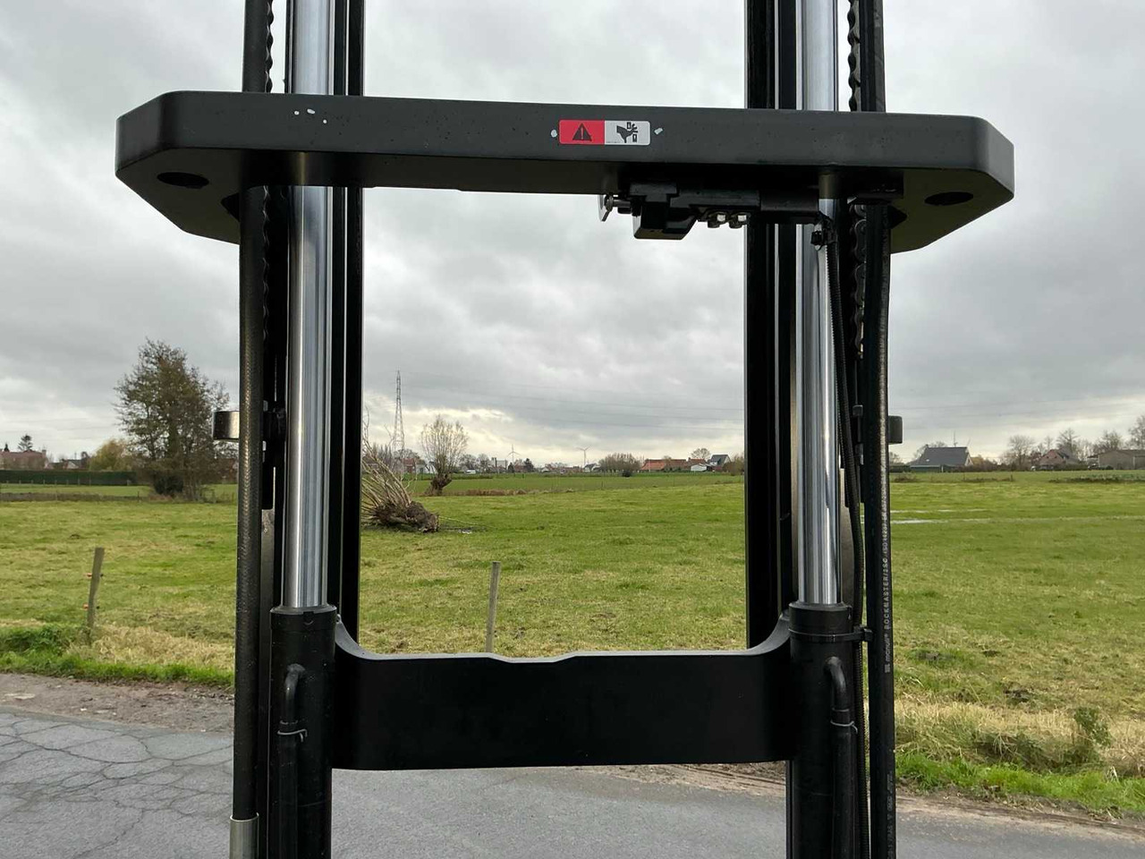 2024 TOYOTA 52-8FDF30 FORKLIFT - Villás targonca: 5 kép. 2024 TOYOTA 52-8FDF30 FORKLIFT - Villás targonca: 5 kép.