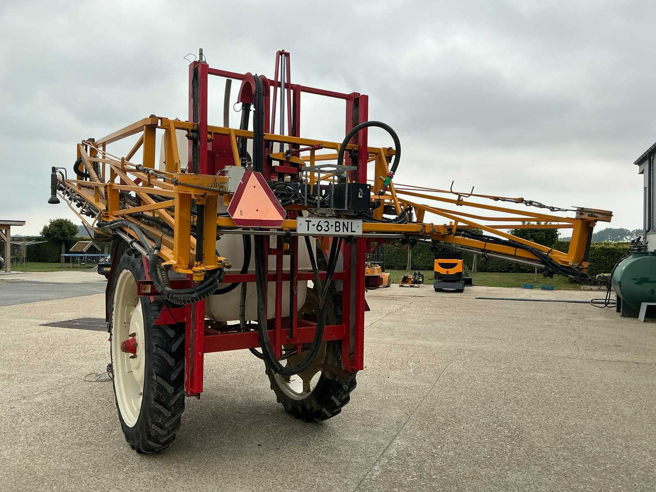 Agrifac ECO 2027 FH - Permetezők: 5 kép. Agrifac ECO 2027 FH - Permetezők: 5 kép.