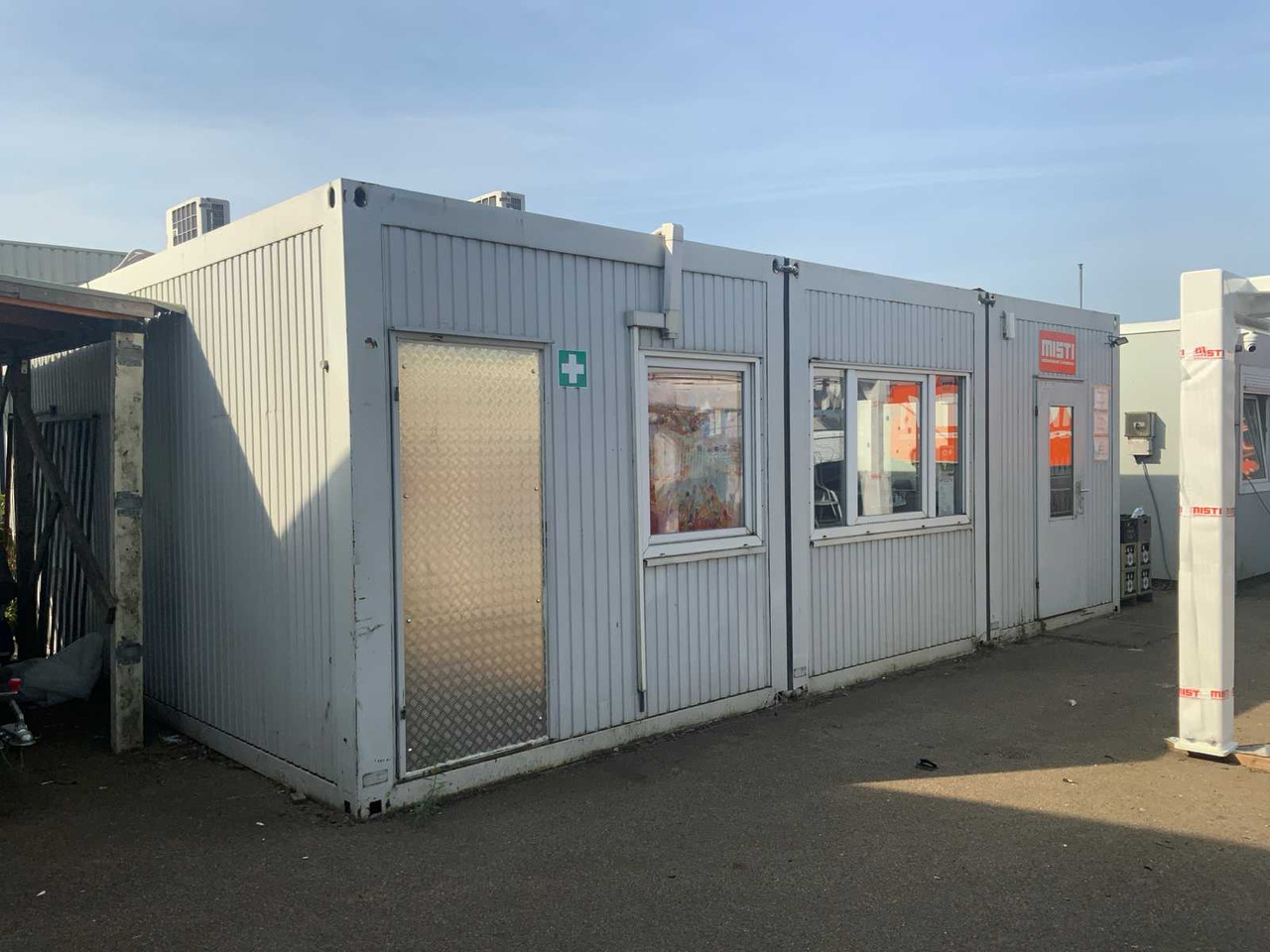 Algeco AX-36 - Konténerház: 1 kép. Algeco AX-36 - Konténerház: 1 kép.