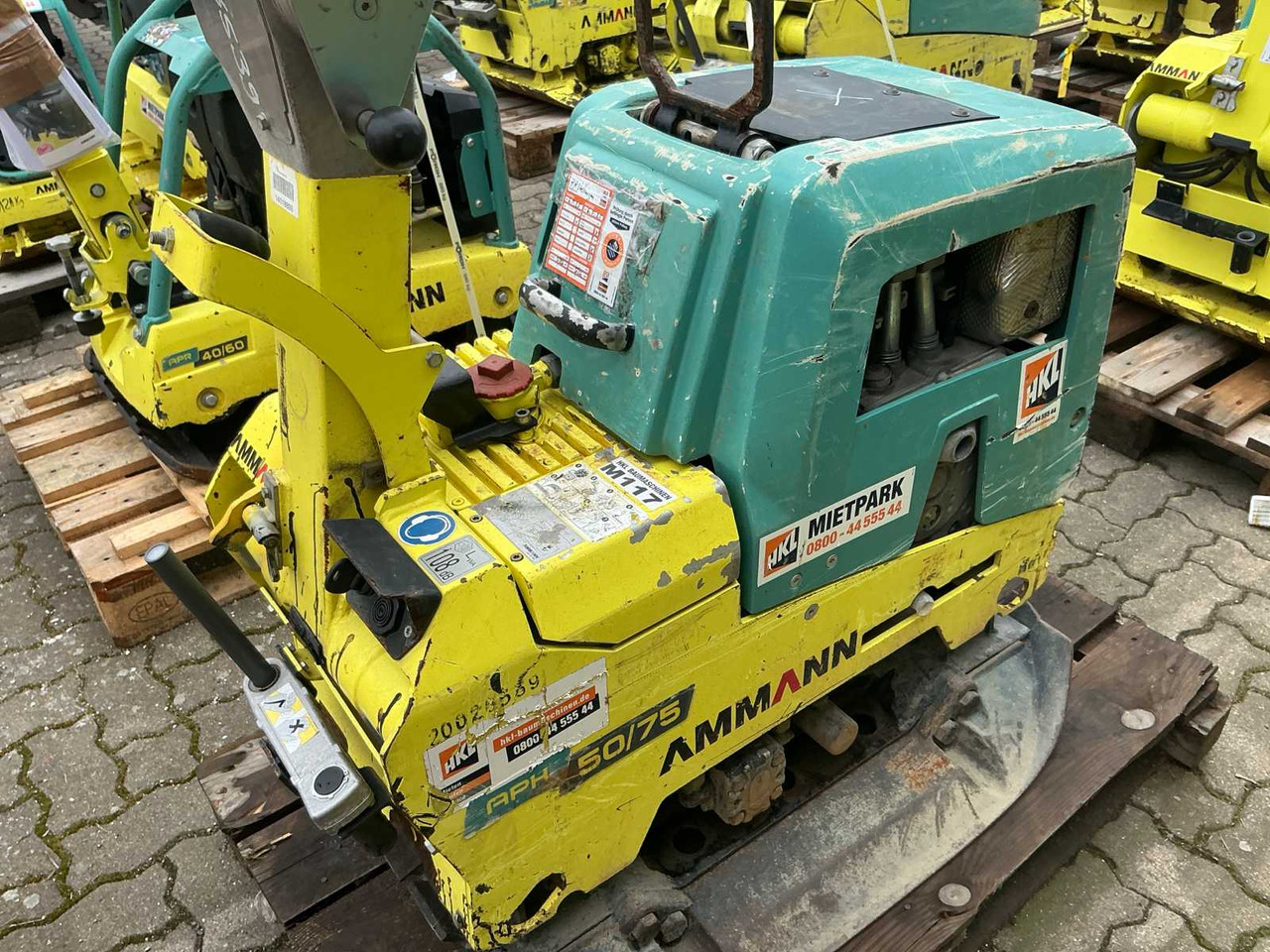 Ammann APH 50/75 - Lapvibrátor: 3 kép. Ammann APH 50/75 - Lapvibrátor: 3 kép.