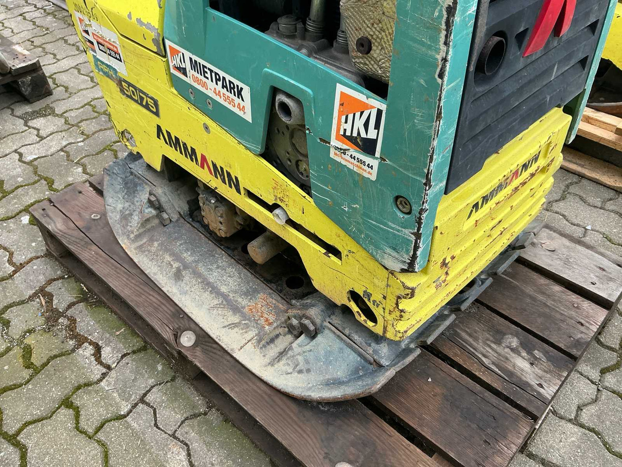 Ammann APH 50/75 - Lapvibrátor: 5 kép. Ammann APH 50/75 - Lapvibrátor: 5 kép.