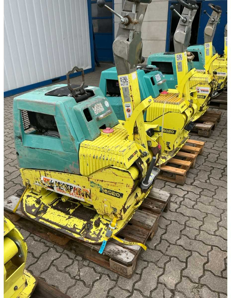 Ammann APH 6020 - Lapvibrátor: 3 kép. Ammann APH 6020 - Lapvibrátor: 3 kép.