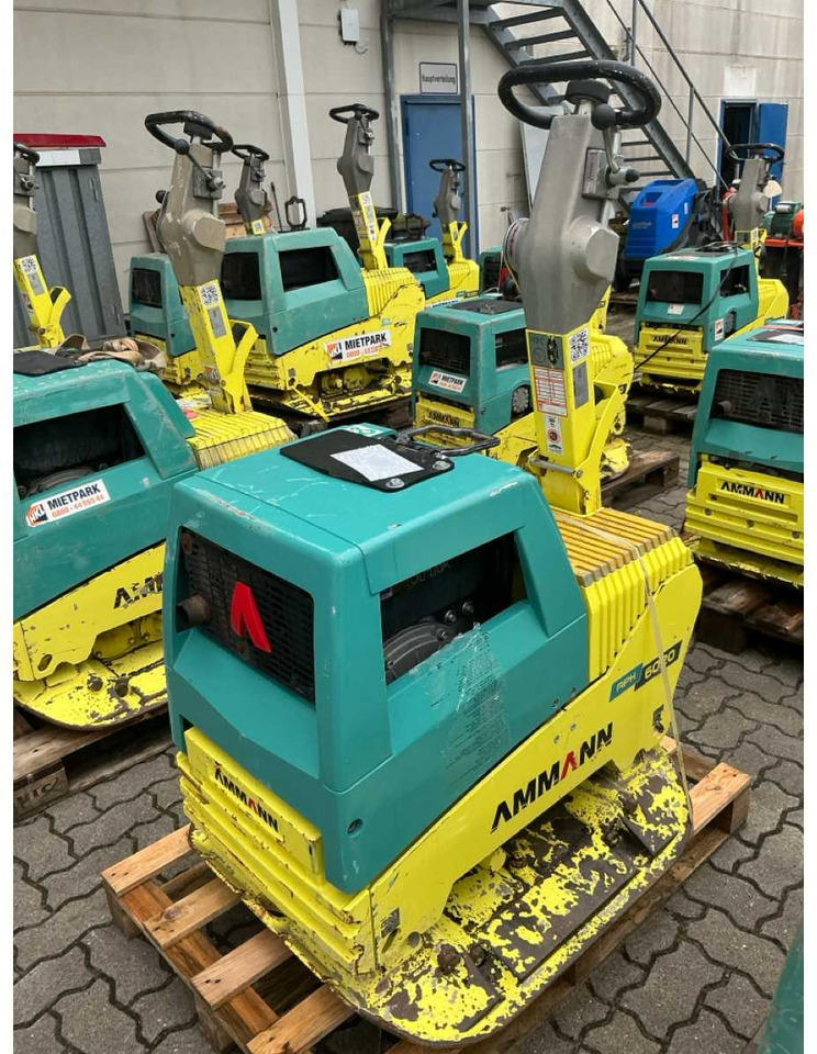 Ammann APH 6020 - Lapvibrátor: 2 kép. Ammann APH 6020 - Lapvibrátor: 2 kép.
