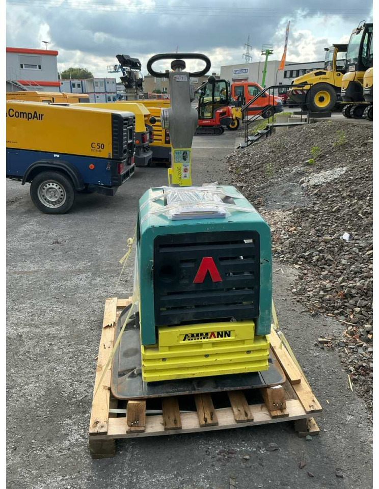 Ammann APH 65/85 - Lapvibrátor: 3 kép. Ammann APH 65/85 - Lapvibrátor: 3 kép.