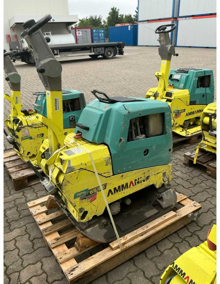 Ammann APH 65/85 - Lapvibrátor: 2 kép. Ammann APH 65/85 - Lapvibrátor: 2 kép.