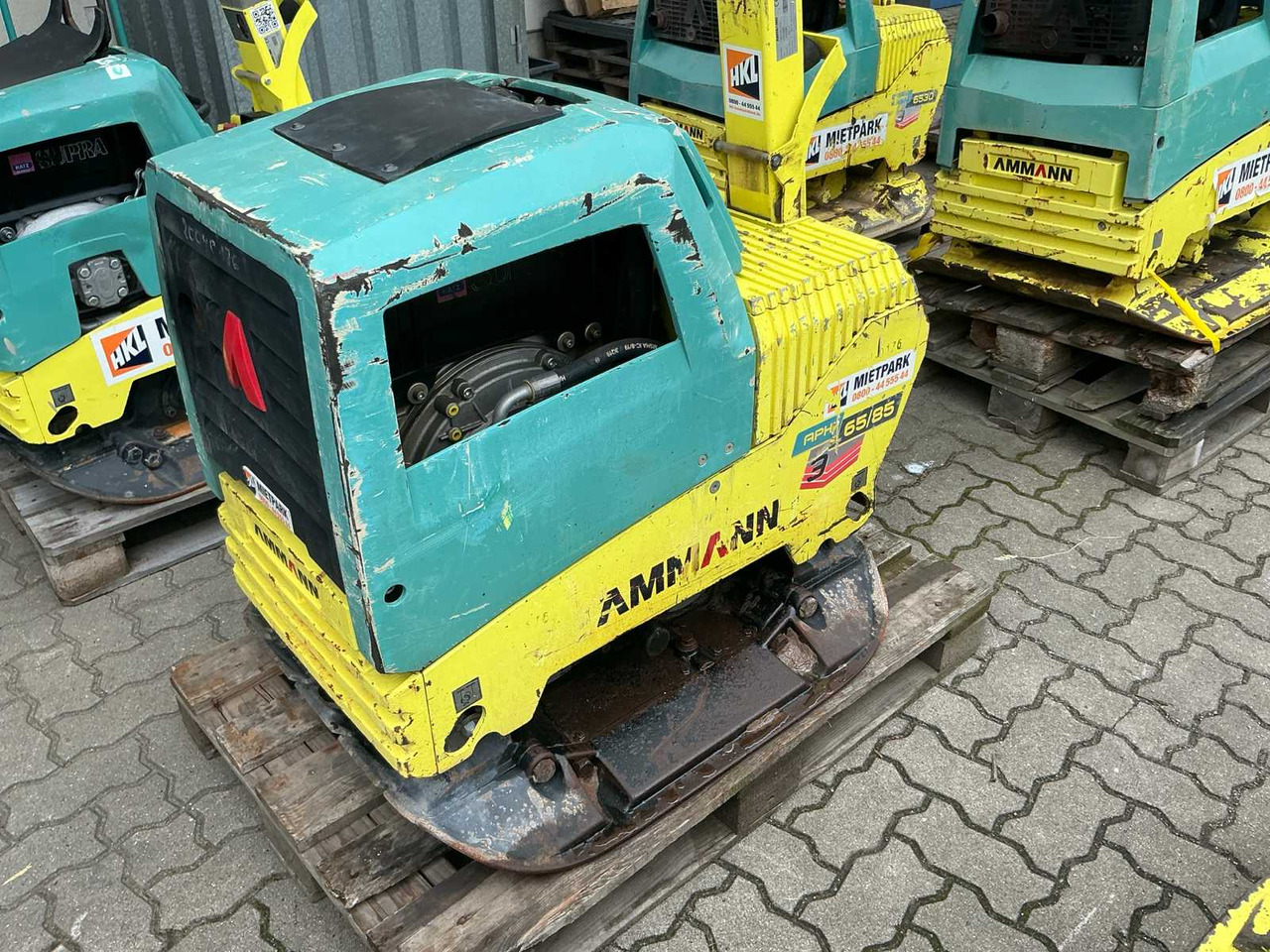 Ammann APH 65/85 - Lapvibrátor: 1 kép. Ammann APH 65/85 - Lapvibrátor: 1 kép.