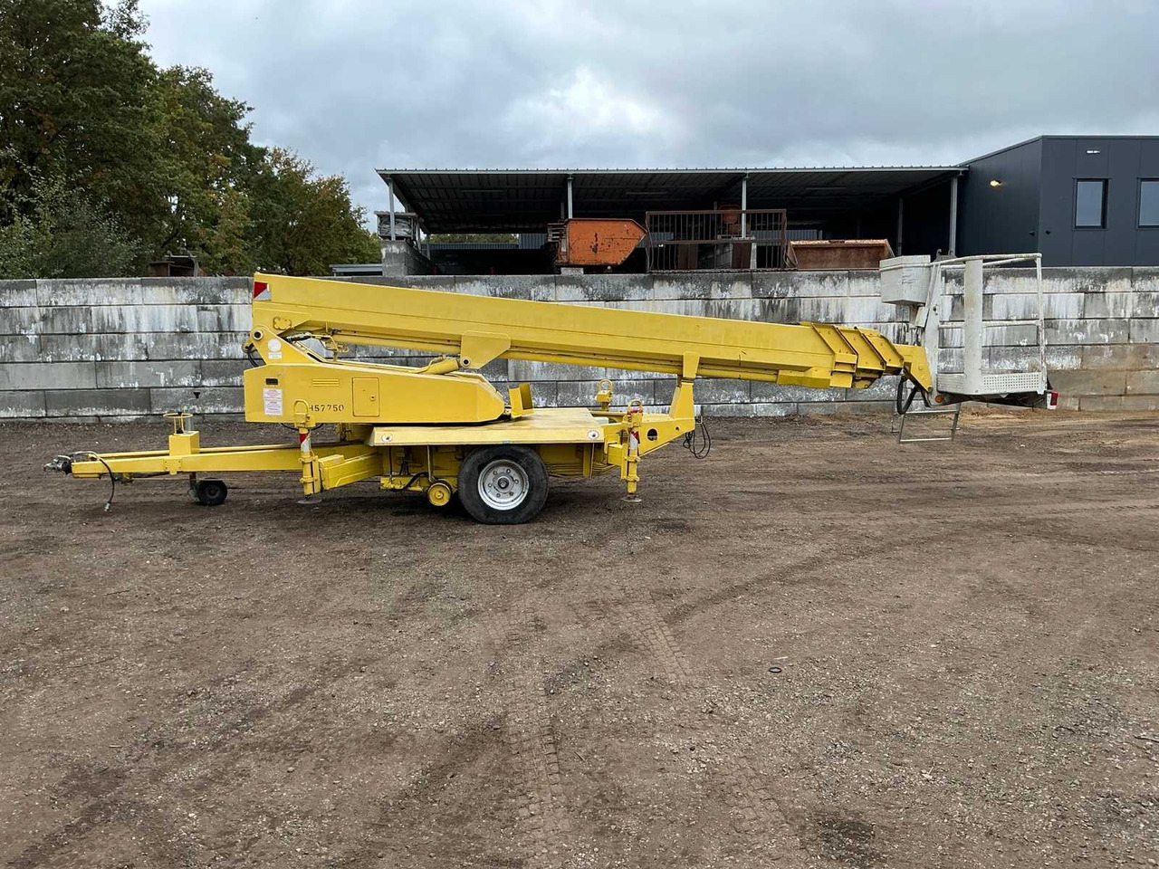 Anton Ruthmann TA190B - Emelő: 2 kép. Anton Ruthmann TA190B - Emelő: 2 kép.