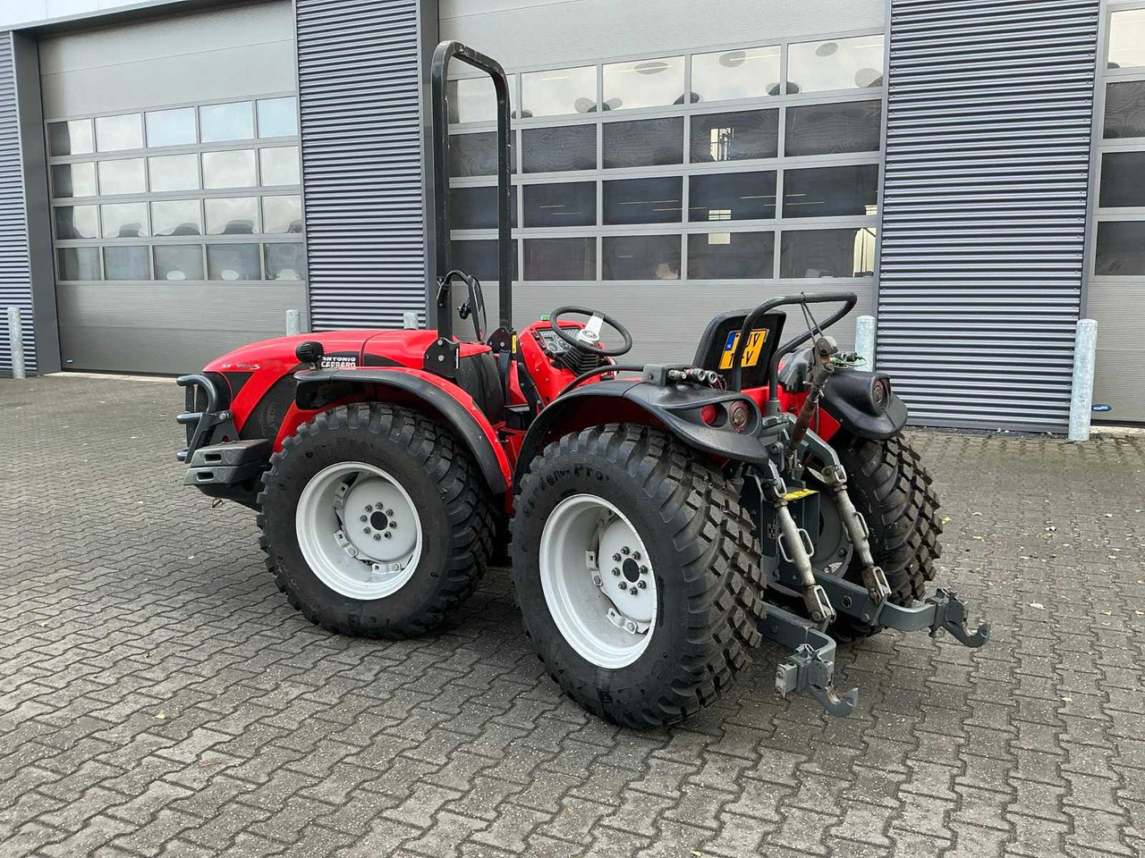 Antonio carraro SX 7800 ERGIT-ST2 - Traktor: 3 kép. Antonio carraro SX 7800 ERGIT-ST2 - Traktor: 3 kép.