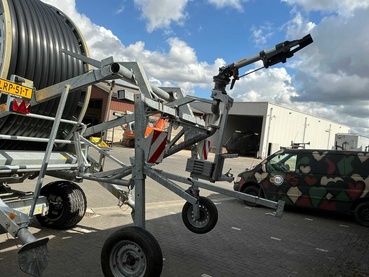 Bauer E500 - Öntözőrendszer: 5 kép. Bauer E500 - Öntözőrendszer: 5 kép.
