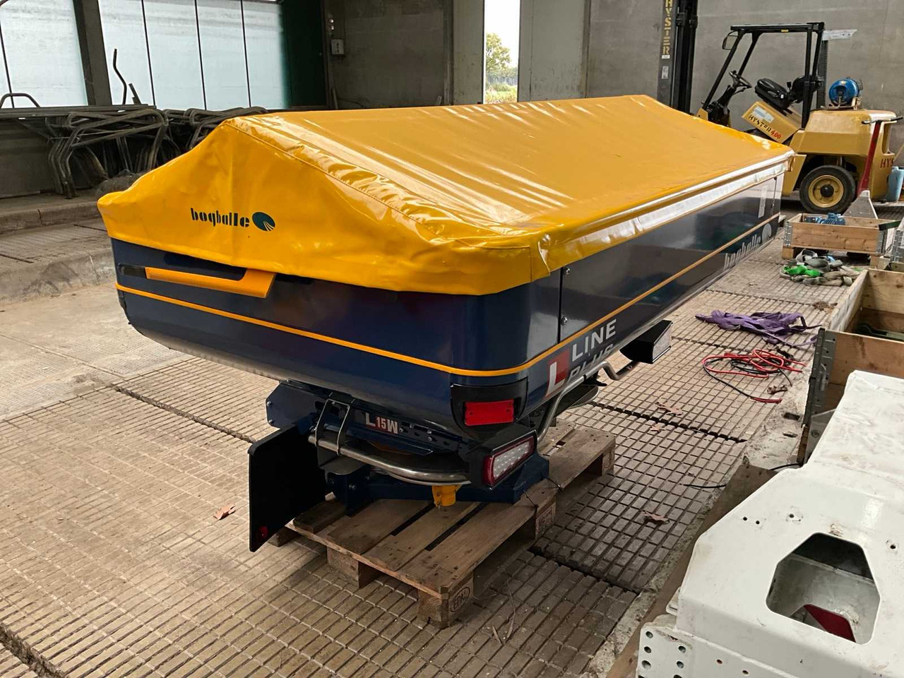 BogBalle L15W I - Műtrágyaszóró: 4 kép. BogBalle L15W I - Műtrágyaszóró: 4 kép.