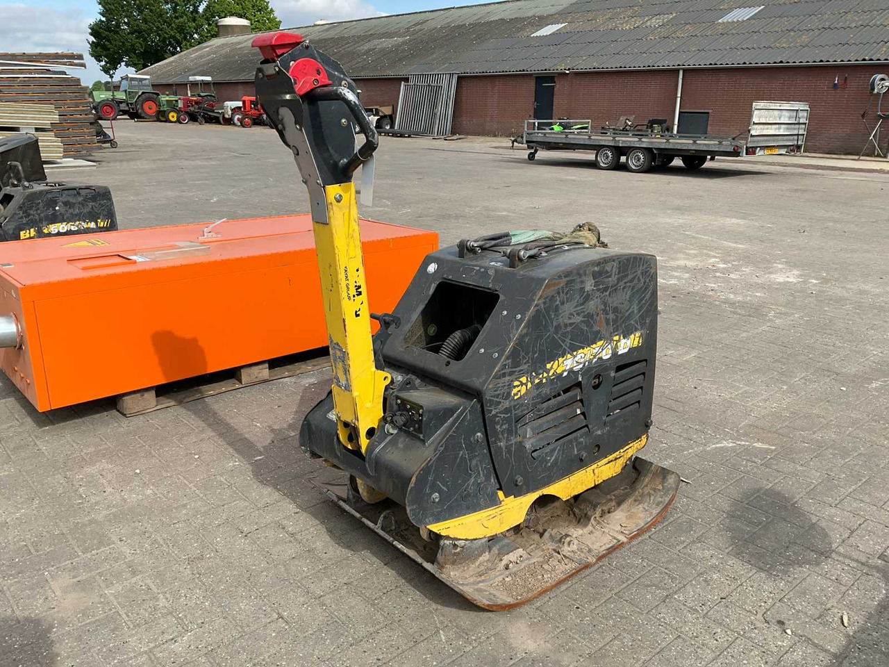 Bomag BPR 60/65 D/E - Lapvibrátor: 1 kép. Bomag BPR 60/65 D/E - Lapvibrátor: 1 kép.