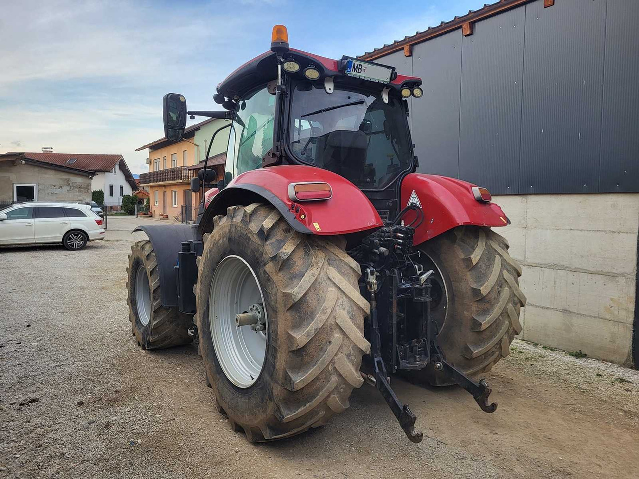 CASE - PUMA 165 CVX - 4-WHEEL DRIVE TRACTOR - 2017 - Traktor: 2 kép. CASE - PUMA 165 CVX - 4-WHEEL DRIVE TRACTOR - 2017 - Traktor: 2 kép.