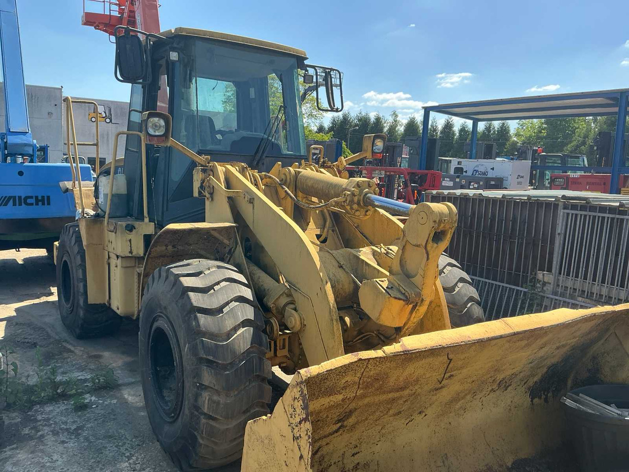CAT 950 G serie II - Gumikerekes kotró: 4 kép. CAT 950 G serie II - Gumikerekes kotró: 4 kép.