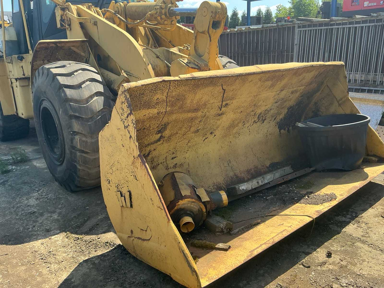 CAT 950 G serie II - Gumikerekes kotró: 5 kép. CAT 950 G serie II - Gumikerekes kotró: 5 kép.